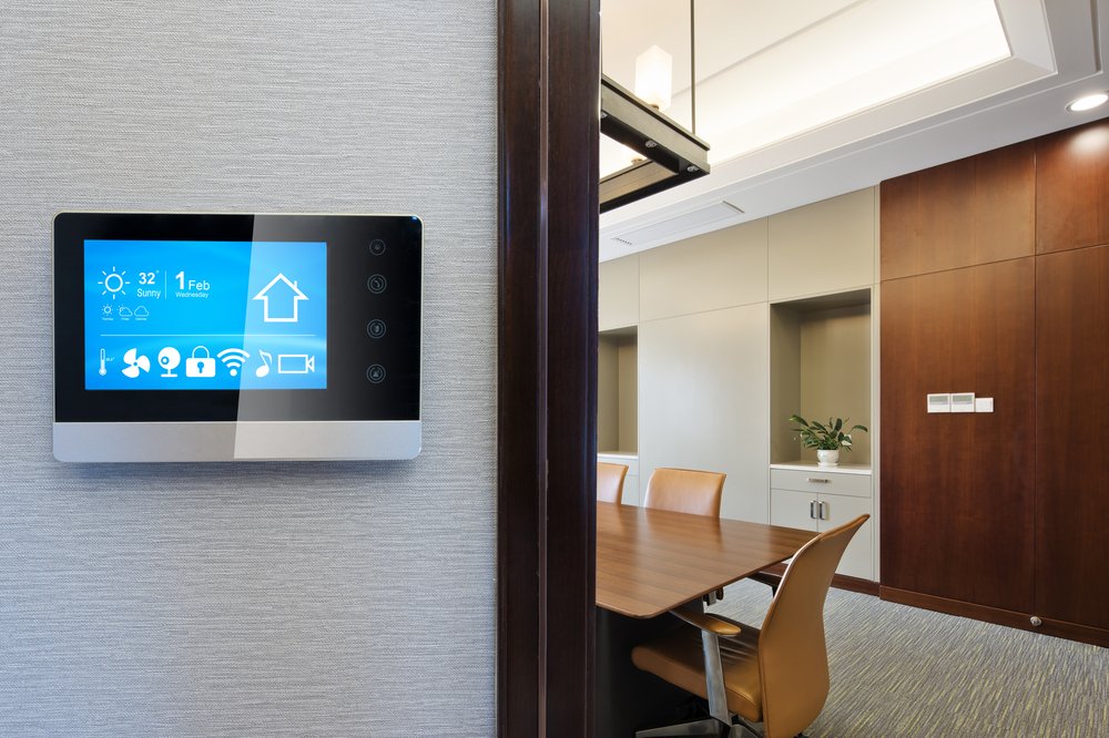 Smart screen to book meeting room in office space Smart screen to book meeting room in office space