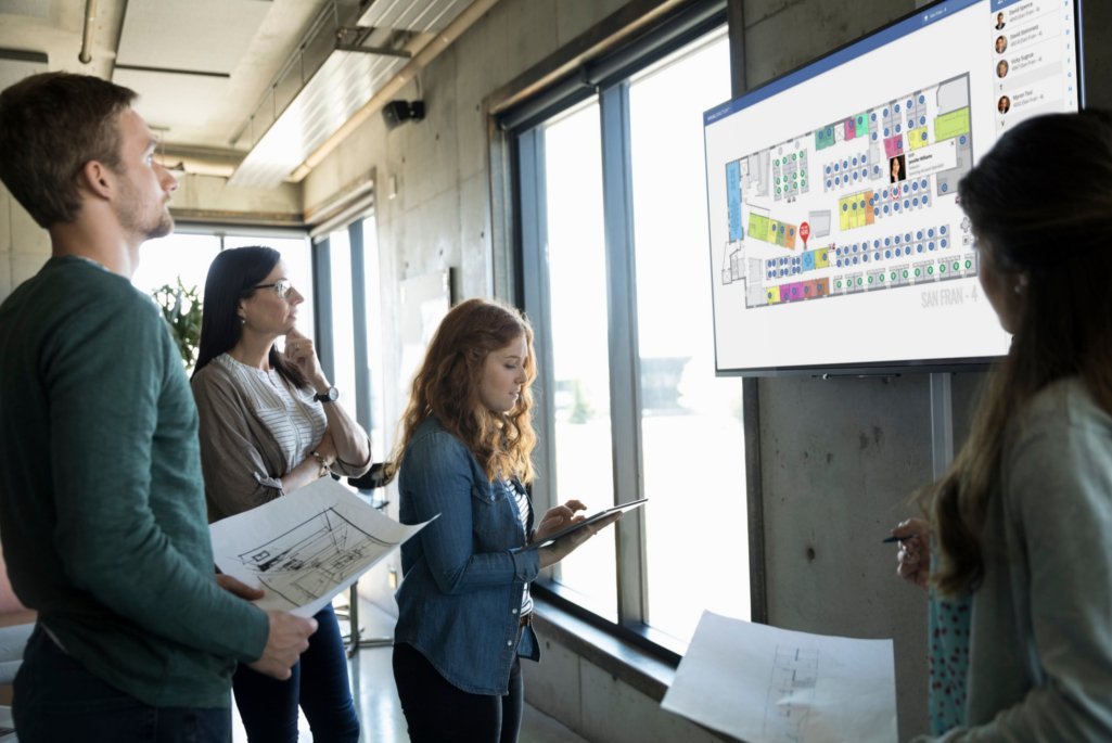 Interactive wayfinding kiosks and their benefits Interactive wayfinding kiosks and their benefits