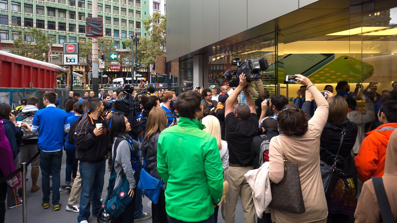 large line of people iphone new phone large line of people iphone new phone