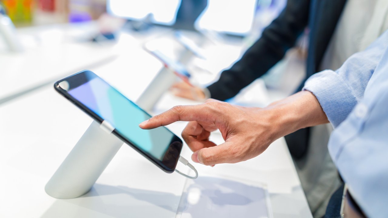 robust customer profiles on devices robust customer profiles on devices